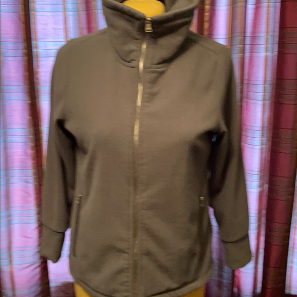 Calvin Klein zippered fleece jacket with pockets